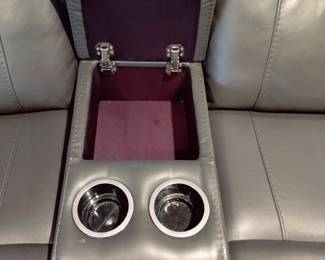 3 PIECE "FAUX" LEATHER(FEELS LIKE THE REAL DEAL) RECLINING SOFA/COUCH, CONSOLE LOVESEAT, AND CHAIR- ALL RECLINING WITH LUMBAR SUPPORT IN GREAT CONDITION AND FEELS LIKE LEATHER(UNABLE TO CONFIRM) $400 SOFA, $350 CONSOLE LOVESEAT AND $250 CHAIR .....ALL RECLINE AND ALL PRICES ARE 1/2 OF NEW COMPARIBLE AT NFM