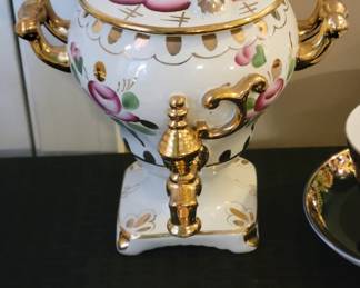 Vintage Gzhel Decorative Porcelain Gilded Tea Samovar Pink Roses Floral Motif.....OUR PRICE $30.......sold on ebay for $65 plus $10 shipping