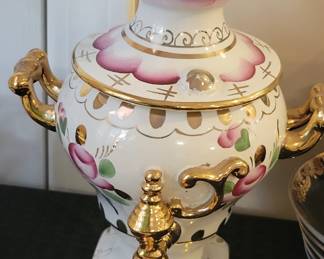 Vintage Gzhel Decorative Porcelain Gilded Tea Samovar Pink Roses Floral Motif.....OUR PRICE $30.......sold on ebay for $65 plus $10 shipping