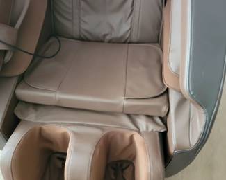 LifeSmart 2D Full Body Massage Chair $1,300-$1,500 new.......OUR PRICE $400
Enjoy a masseuse-like massage in the privacy of your home with this LifeSmart 2D full body massage chair.
14 fixed massage rollers from neck to waist inside track
6 auto pre-programmed massage functions go from full body light intensity up to full body strong intensity massage
Soothing heating function around lumbar area
30 airbags featuring 4 shoulder, 4 arm, 2 hip, 8 calf, 4 ankle, 8 foot
Pillow headrest
Extended footrest
Includes remote control and Bluetooth speaker to enjoy music or podcast
Approx. 28-3/4"W x 53-3/4"D x 40-1/4"H
Leather-look upholstery
350-lb. weight capacity
Assembled weight 126 lbs.