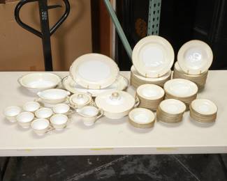 Noritake China Monterey 81pc Dinnerware Set