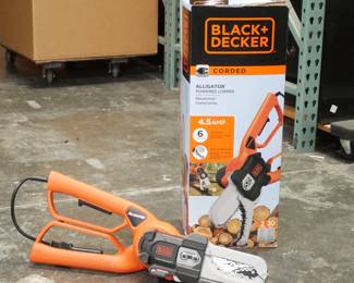 Black + Decker Corded Alligator Lopper Electric Chain Saw LP1000