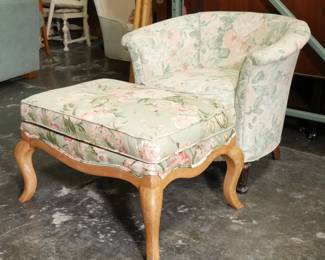 Vintage Floral Print Tub Style Chair with Ottoman
