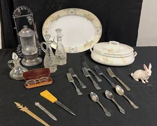 Vintage Pickle Jar Glassware More