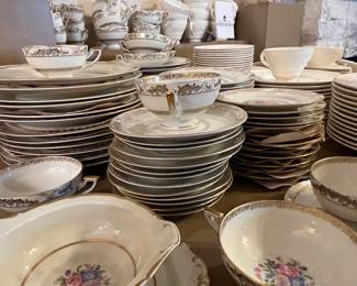 KPM Alexandria Dinner Set