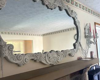 Absolutely beautiful in excellent condition