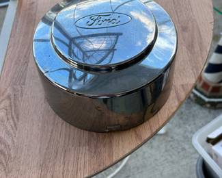 Ford Hubcap
