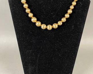 Gold Tone Beaded Necklace
