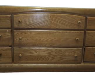 Oakwood Dresser 