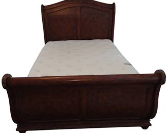 Queen Size Wood Sleigh Bed 