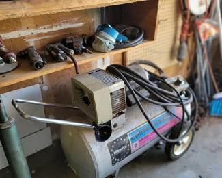 Air Compressor 