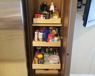 Pantry has pull-out shelves!