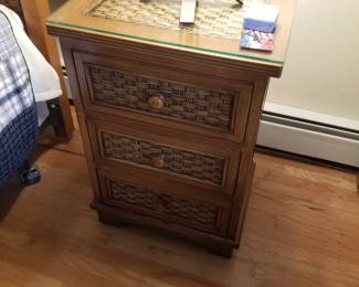 Twin bedroom set: nightstand