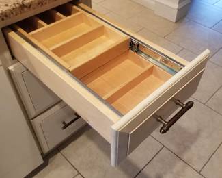 Drawer detail