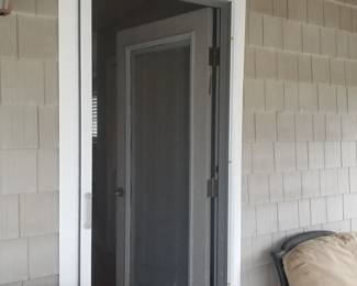 Andersen pull-out door screen