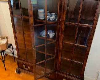 Gorgeous Display Cabinet