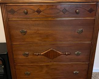 Vintage dresser