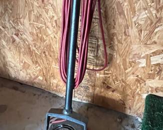 Orbiter heavy duty floor polisher