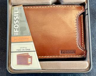 Fossil wallet (new)