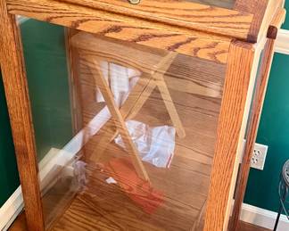 Quilt display cabinet