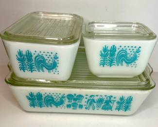 Vintage Pyrex "Butterprint" refrigerator storage