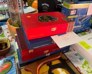 5 CIGAR BOXES