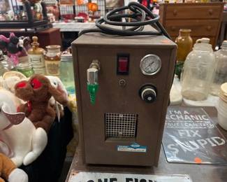 VINTAGE JOHN BUNN SILENT AIR COMPRESSOR