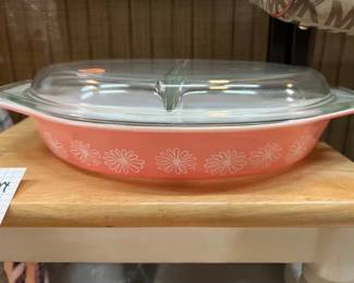 PYREX PINK COVERED DISH DAISEY BLOSSOM