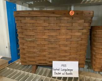 1983 FOOT LONGABERGER BASKET WITH HANDLE