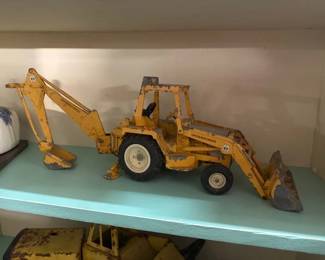 METAL INTERNATIONAL BACKHOE