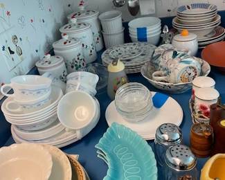 Assorted china.