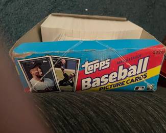 Large selection of baseball cards.