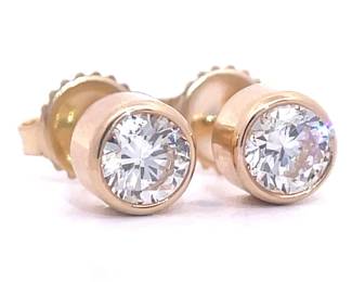 Modern 1.18 Carat Natural Diamond Round Bezel Solitaire Stud Earrings in 14k Yellow Gold