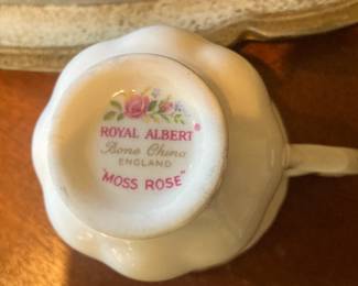 Royal Albert "Moss Rose" from England tea set