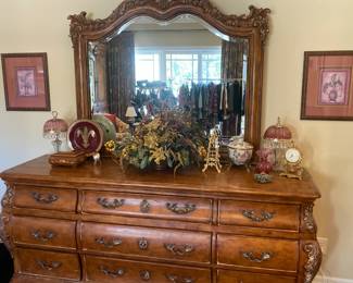 Coordinating triple dresser with mirror