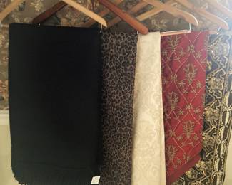 Runners and table cloths