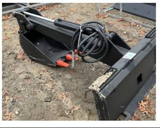 Unused 2024 Suihe Hydraulic Backhoe Attachment with 12" Bucket Fits Skid Steer Quick Attach
