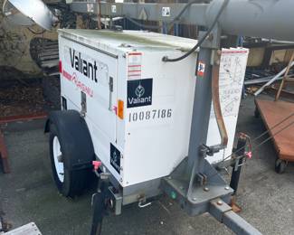 4 light / generator trailer, diesel engine. runs great