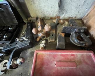 Ball mount details, pintel hook