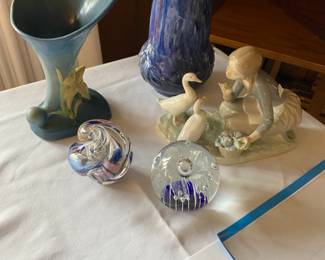 Roseville, Art Pottery, Art Glass, Lladro.