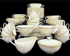 Fine German Vintage Hutschenreuther Selb Cups and saucers with soup bowls and saucers Pattern Favorit
