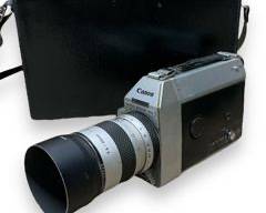 Canon Auto Zoom 814 Electronic Super8 Movie Camera w/ Case
