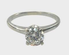 Fine 14K White Gold Engagement Ring Size 6.25
