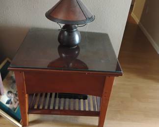 another lamp table and lamp