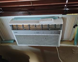 window air unit like new