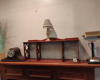 shelf clock lamps and decor