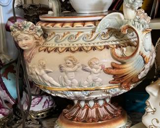 Hugo Lonitz Majolica Pedestal Tureen 