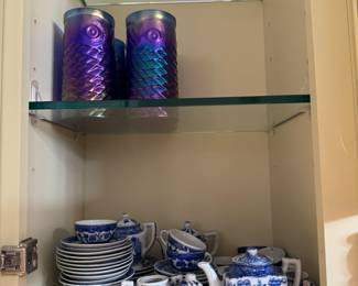 English Blue Willow & John Cook iridescent signed koi fish tumbler set