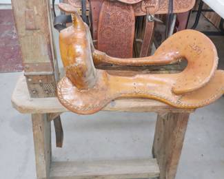 Saddle Tree