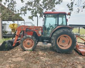 2003 Kubota M6800 Tractor with bush hog, less than 1200 hours